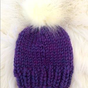 Purple infant 0-3 pom hat